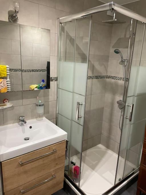 Appartement Proche Metro Villejuif La Екстериор снимка